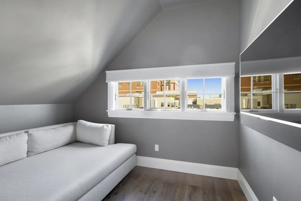 3 bed, 2 bath apartment for rent at 719 E 2nd St Unit PH3, South Boston — photo 19 of 38