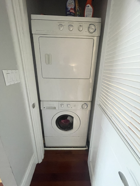 1 bed, 1 bath apartment for rent at 719 E Fourth St Unit 3, South Boston — photo 9 of 11