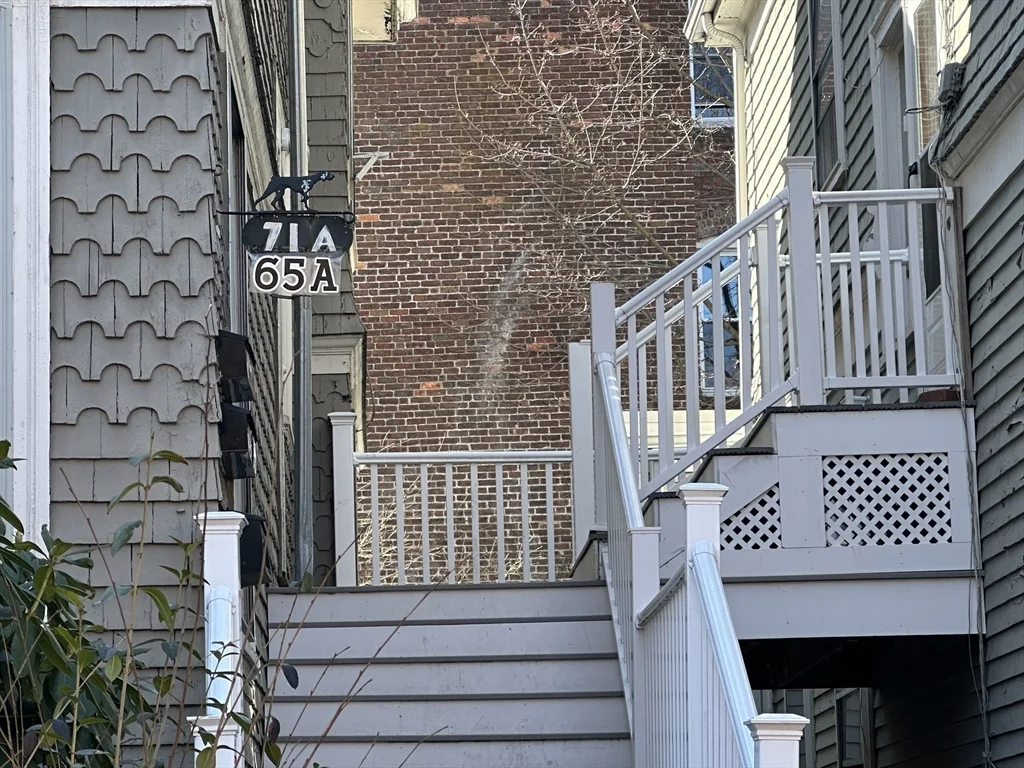 2 bed, 1 bath apartment for rent at 71A Gardner St Unit 1, Allston — photo 11 of 11