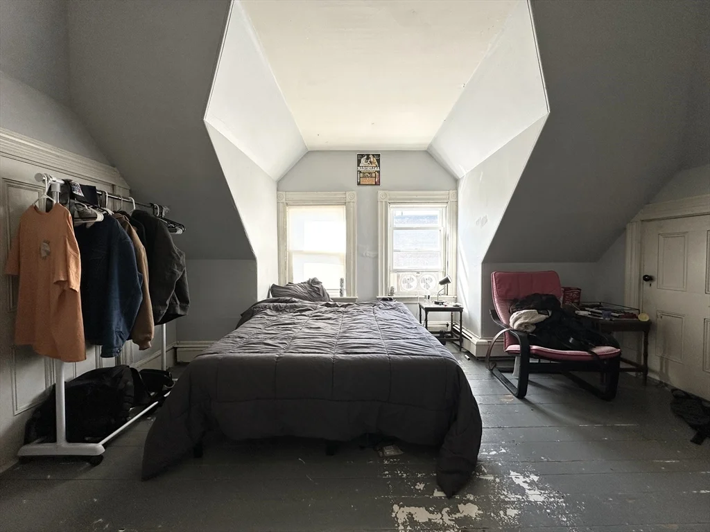 2 bed, 1 bath apartment for rent at 71A Gardner St Unit 1, Allston — photo 4 of 11
