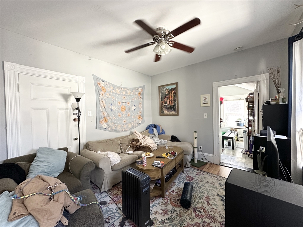 2 bed, 1 bath apartment for rent at 71A Gardner St Unit 1A, Allston — photo 6 of 9