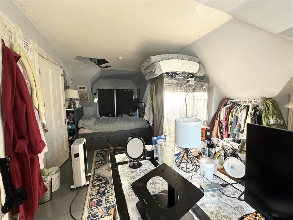 2 bed, 1 bath apartment for rent at 71A Gardner St Unit 1A, Allston — photo 7 of 9