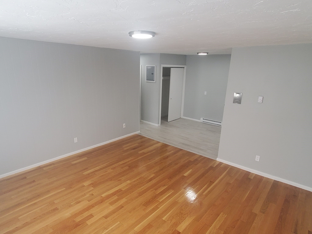 1 bed, 1 bath apartment for rent at 71A Station St Unit 5A, Quincy — photo 6 of 14