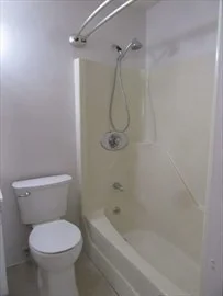 3 bed, 1 bath apartment for rent at 71B Bay St Unit B, Hull — photo 7 of 19