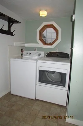 3 bed, 1 bath apartment for rent at 71B Bay St Unit B, Hull — photo 8 of 19