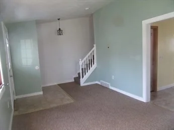 3 bed, 1 bath apartment for rent at 71B Bay St Unit B, Hull — photo 5 of 19