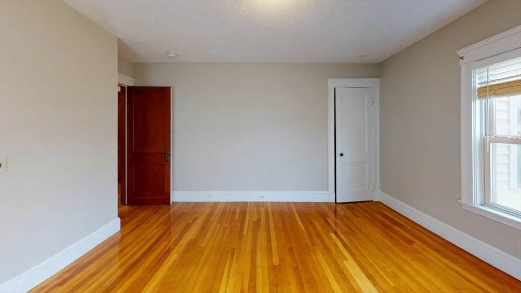 6 bed, 2 bath apartment for rent at 72-74 Harlow Unit 74, East Arlington — photo 7 of 19
