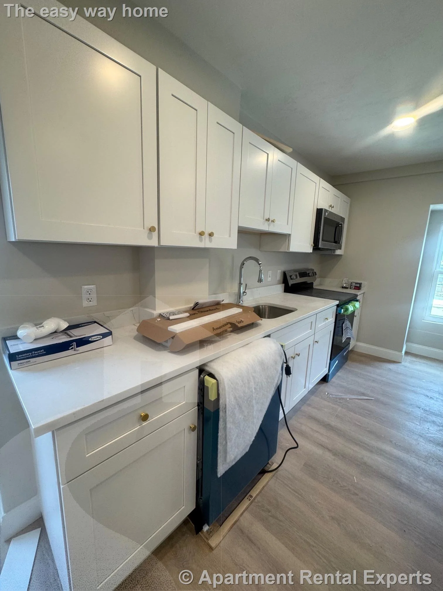 3 bed, 1 bath apartment for rent at 72-74 Washington St Unit 8, Salem St. Area — photo 4 of 10