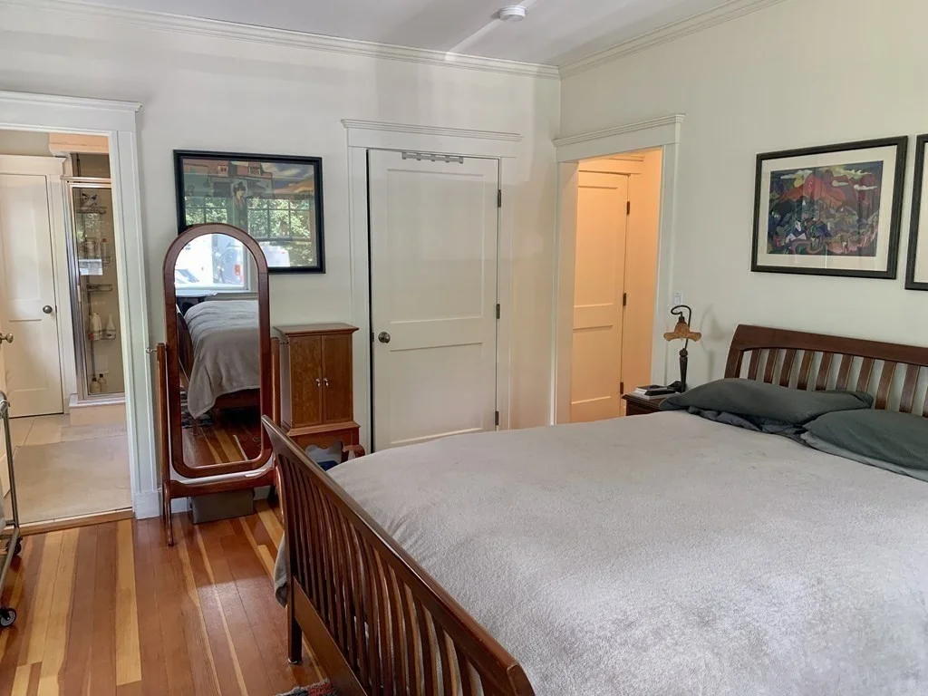 3 bed, 2 bath apartment for rent at 72 Addington Rd Unit 1, Brookline — photo 8 of 14