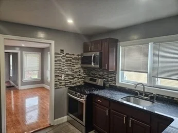 3 bed, 2 bath apartment for rent at 72 Allen St Unit 1, Randolph — photo 5 of 29