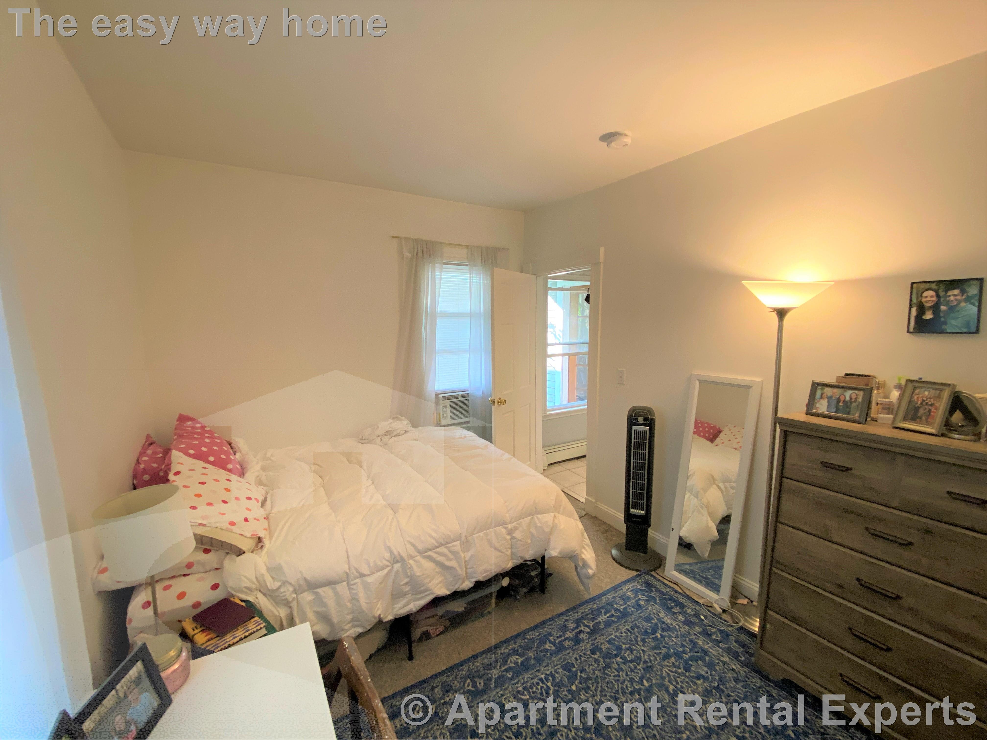 2 bed, 1 bath apartment for rent at 72 Allston St Unit 2, Cambridgeport — photo 11 of 12