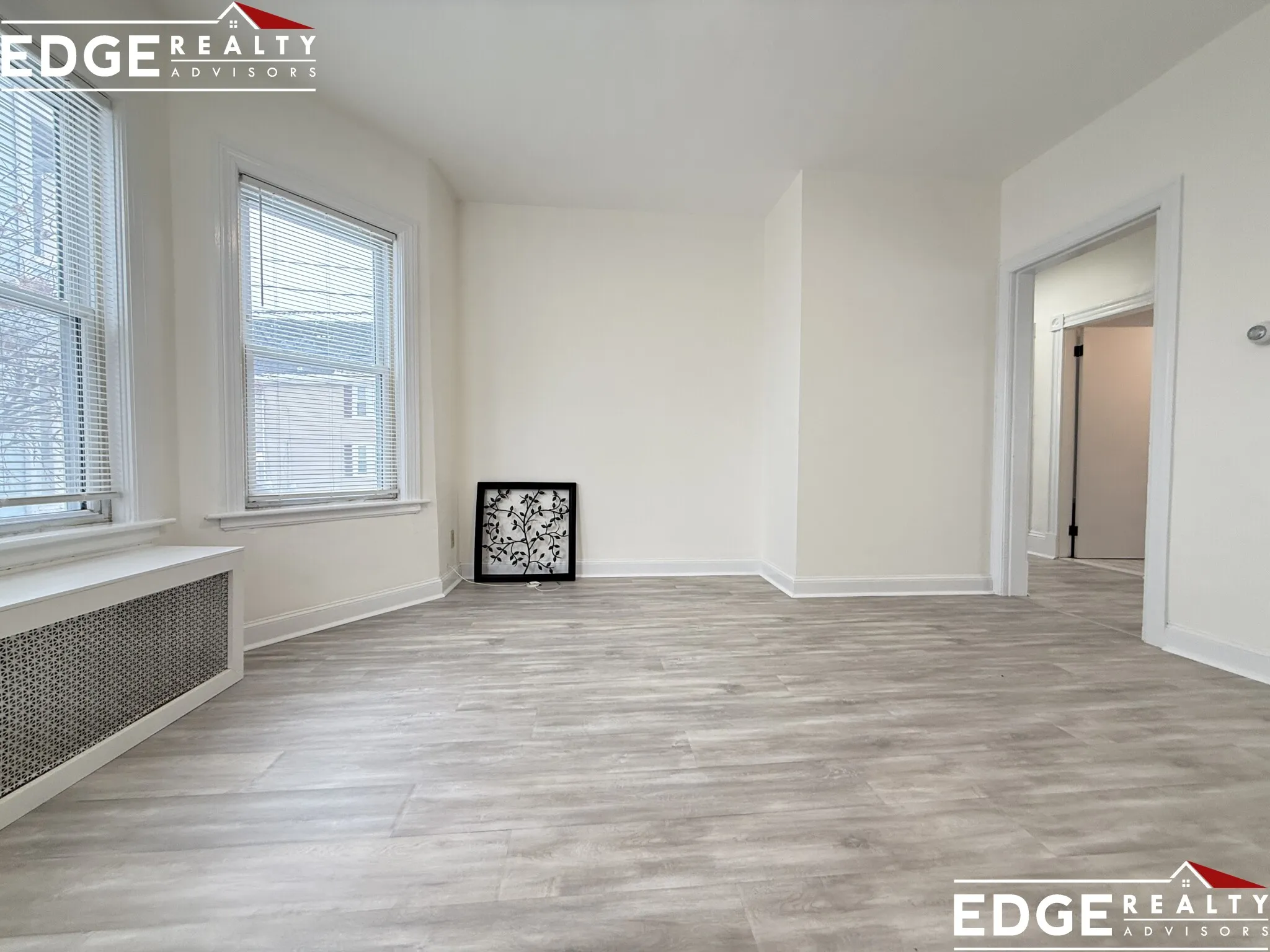 3 bed, 2 bath apartment for rent at 72 Antwerp St Unit 1, Brighton — photo 3 of 9