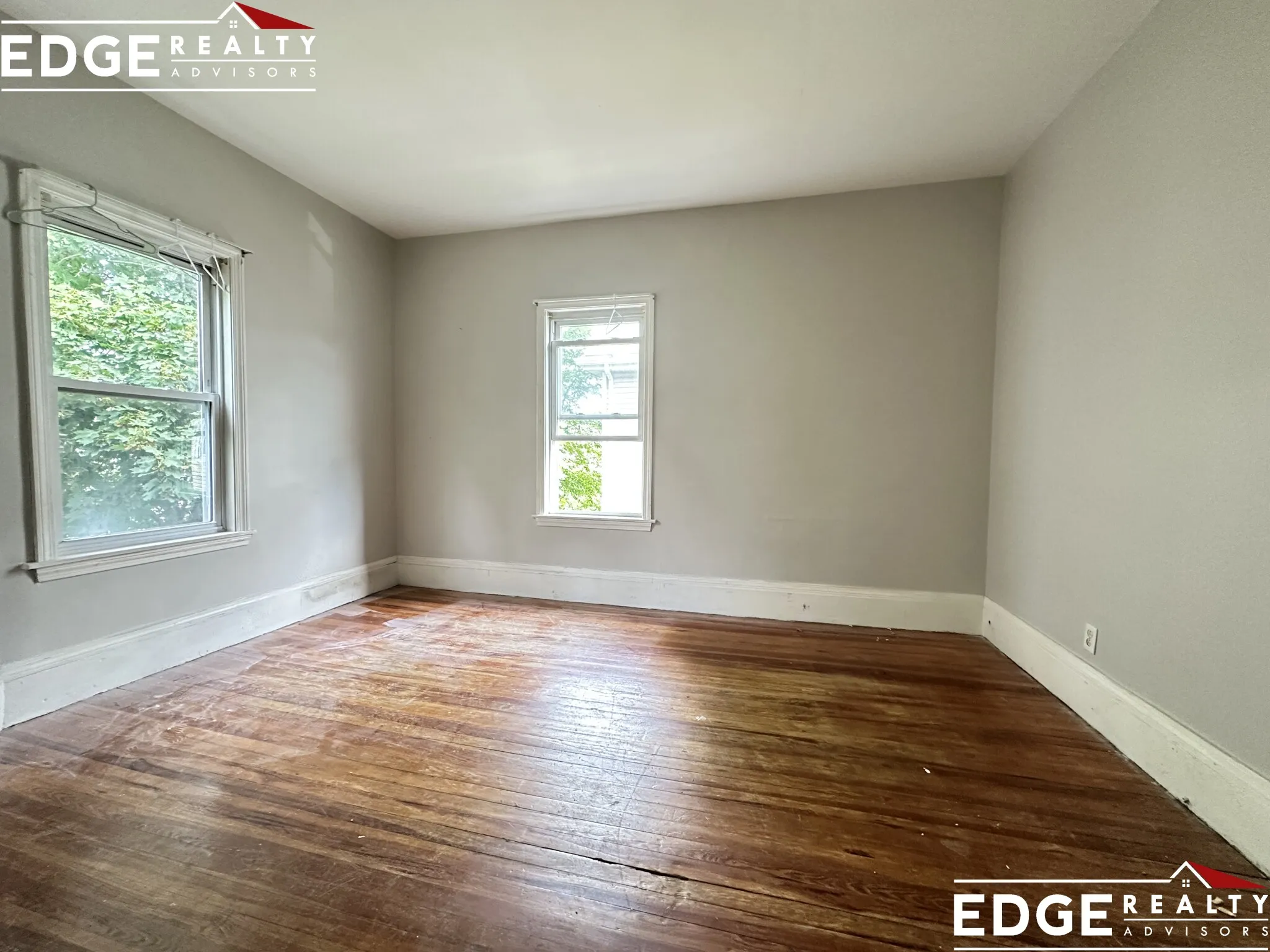 5 bed, 2 bath apartment for rent at 72 Antwerp St Unit 2, Brighton — photo 6 of 9