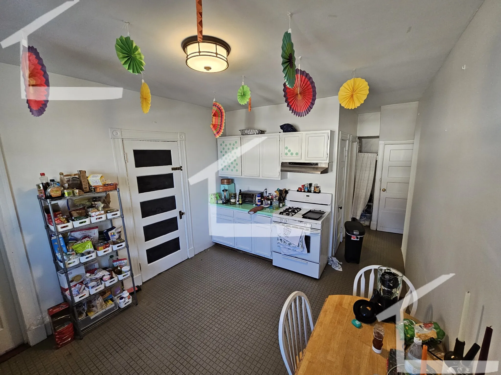 3 bed, 1 bath apartment for rent at 72 Ashford St Unit 1, Allston — photo 8 of 11