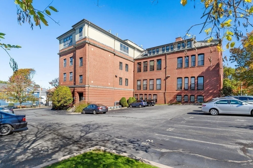 2 bed, 2 bath apartment for rent at 72 Ashland St Unit 307, Malden — photo 4 of 24