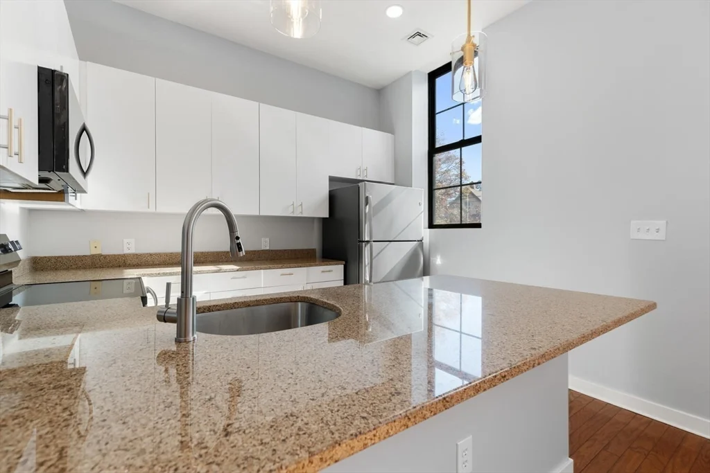 2 bed, 2 bath apartment for rent at 72 Ashland St Unit 307, Malden — photo 11 of 24