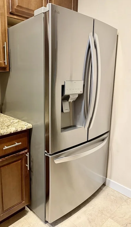 2 bed, 2 bath apartment for rent at 72 Ashland Unit 401, Malden — photo 6 of 25