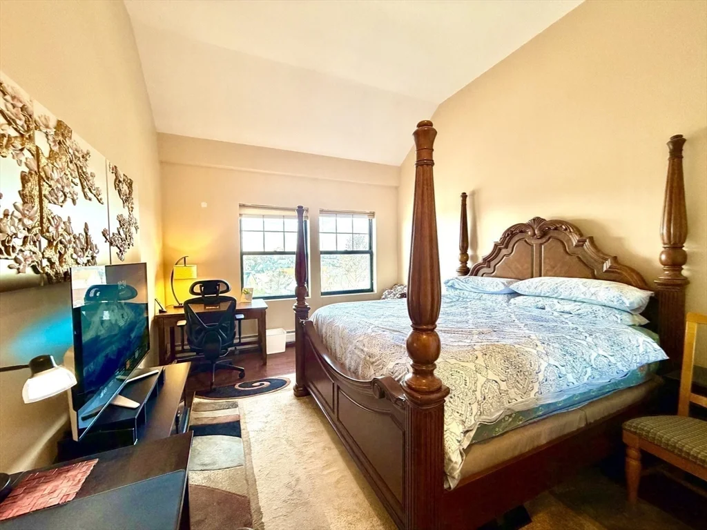 2 bed, 2 bath apartment for rent at 72 Ashland Unit 401, Malden — photo 10 of 25