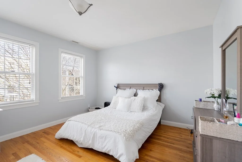 4 bed, 2 bath apartment for rent at 72 Baxter St Unit 72, South Boston — photo 24 of 36