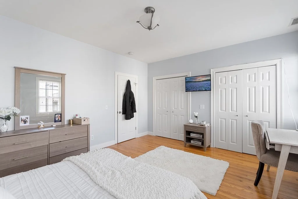 4 bed, 2 bath apartment for rent at 72 Baxter St Unit 72, South Boston — photo 22 of 36