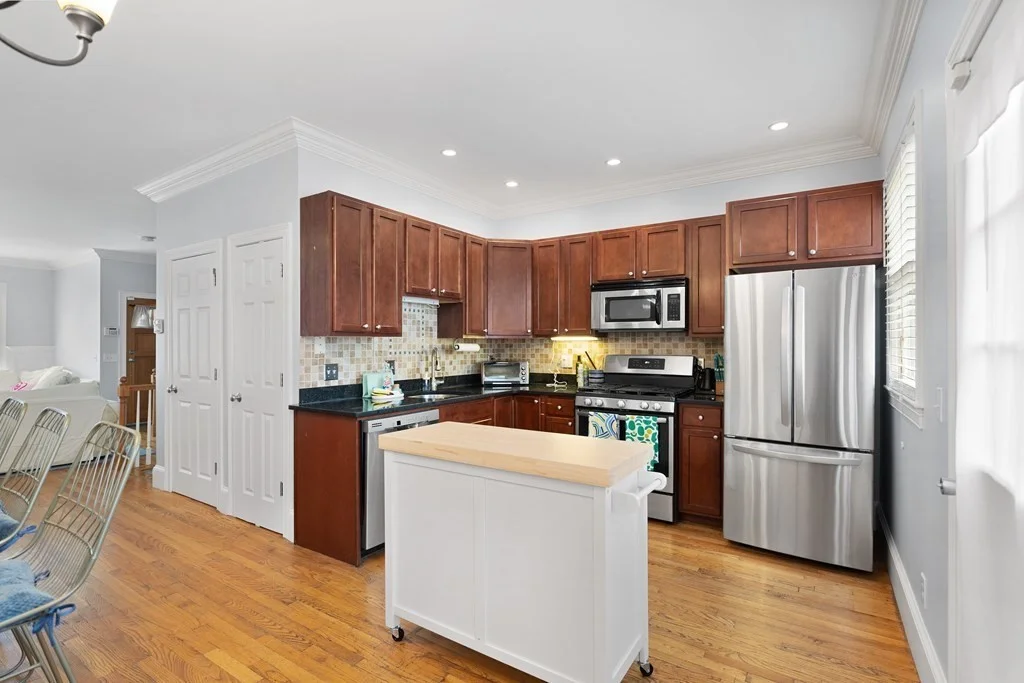 4 bed, 2 bath apartment for rent at 72 Baxter St Unit 72, South Boston — photo 14 of 36
