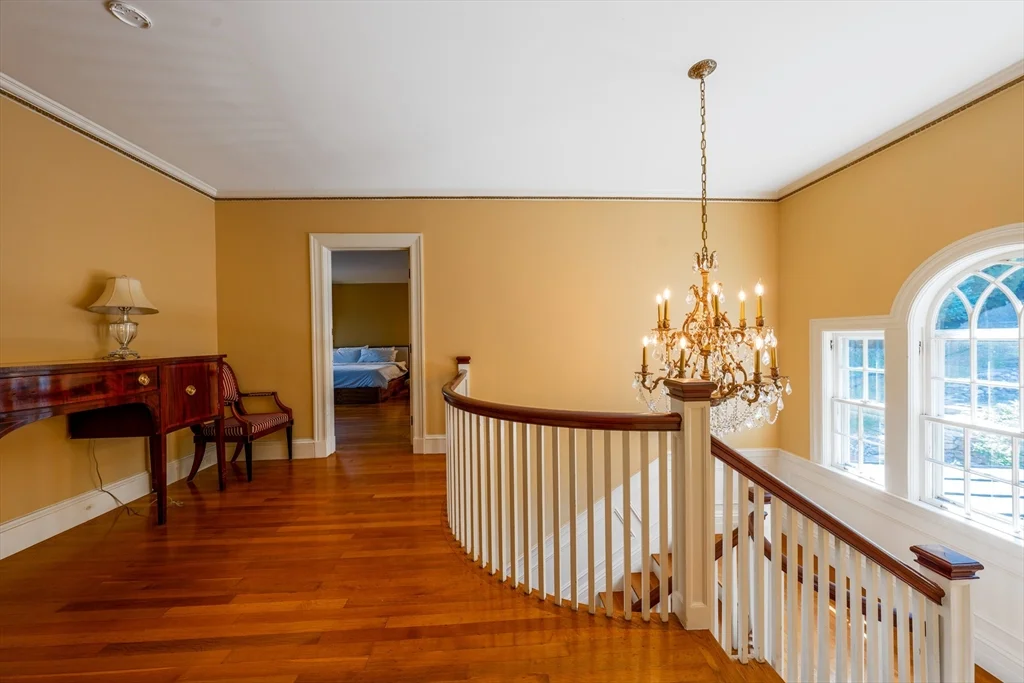 7 bed, 4+ bath apartment for rent at 72 Beacon St Unit 1, Chestnut Hill — photo 9 of 20
