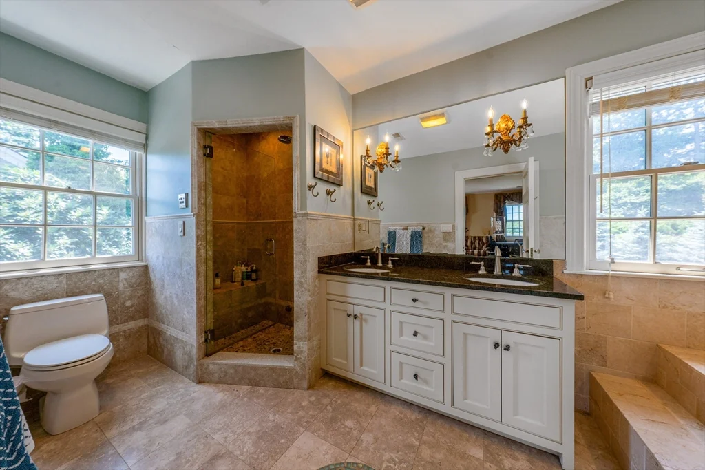 7 bed, 4+ bath apartment for rent at 72 Beacon St Unit 1, Chestnut Hill — photo 11 of 20