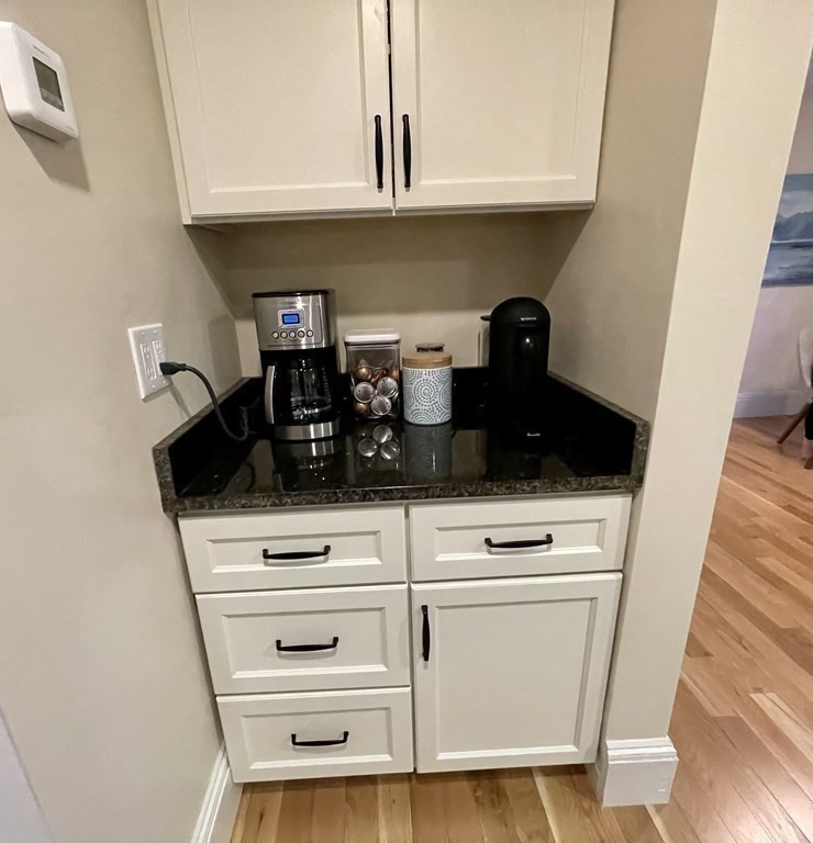 3 bed, 1 bath apartment for rent at 72 Beaconsfield Rd Unit upper, Aspinwall Hill — photo 13 of 17