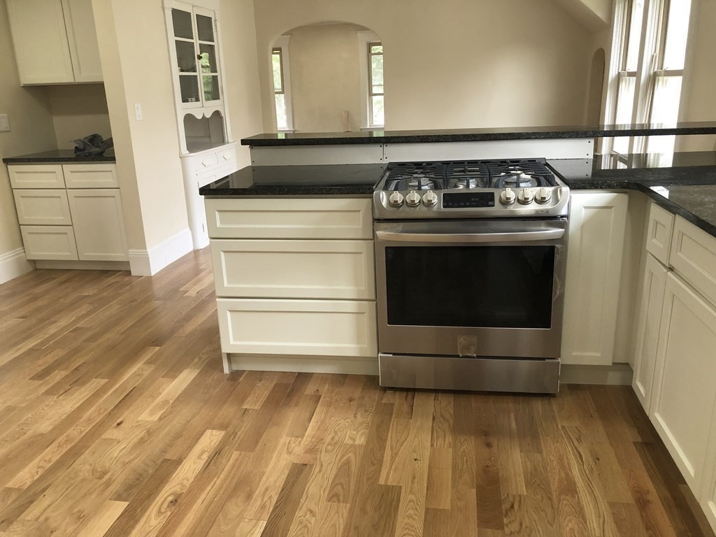 3 bed, 1 bath apartment for rent at 72 Beaconsfield Rd Unit upper, Aspinwall Hill — photo 10 of 17