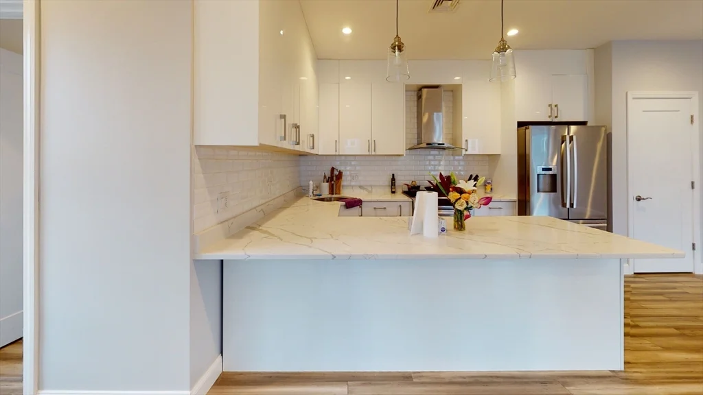 3 bed, 3 bath apartment for rent at 72 Beechcroft St Unit 2, Boston — photo 1 of 11