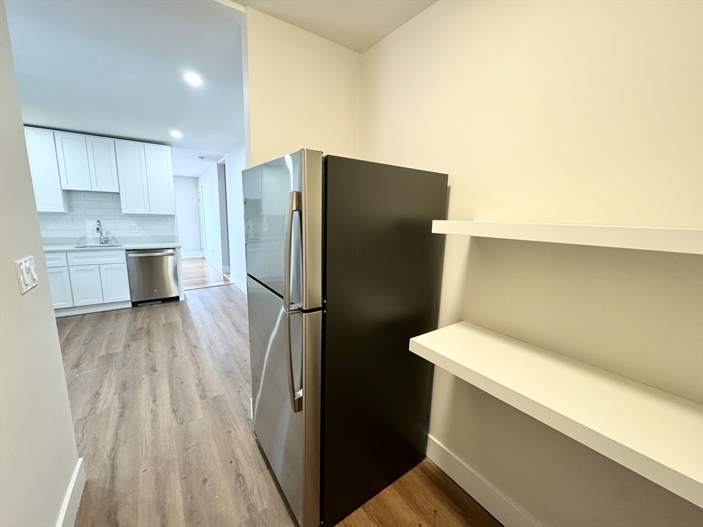 3 bed, 1 bath apartment for rent at 72 Belden St Unit 1, Dorchester — photo 2 of 8