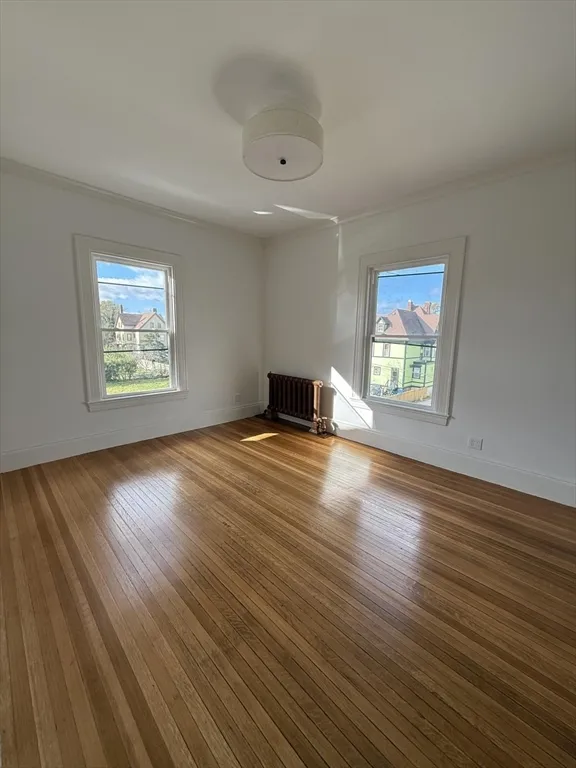 6 bed, 2 bath apartment for rent at 72 Belmont St Unit 1, Fall River — photo 17 of 20