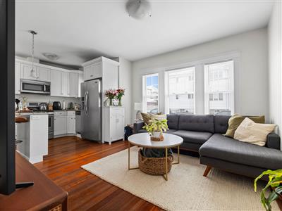 3 bed, 1 bath apartment for rent at 72 Bowdoin St Unit 1, South Medford — photo 3 of 12