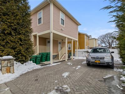 3 bed, 1 bath apartment for rent at 72 Bowdoin St Unit 1, South Medford — photo 11 of 12