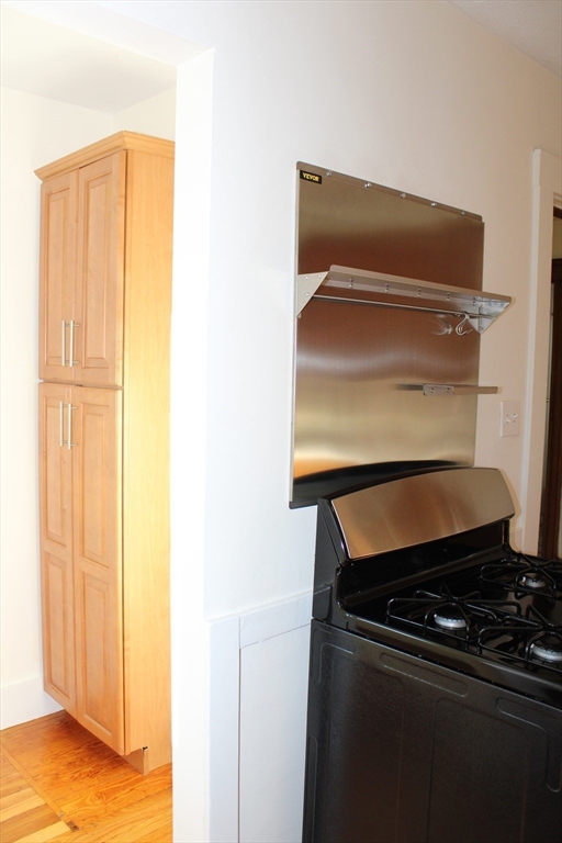 2 bed, 1 bath apartment for rent at 72 Bradford Rd Unit 2, Watertown — photo 3 of 12
