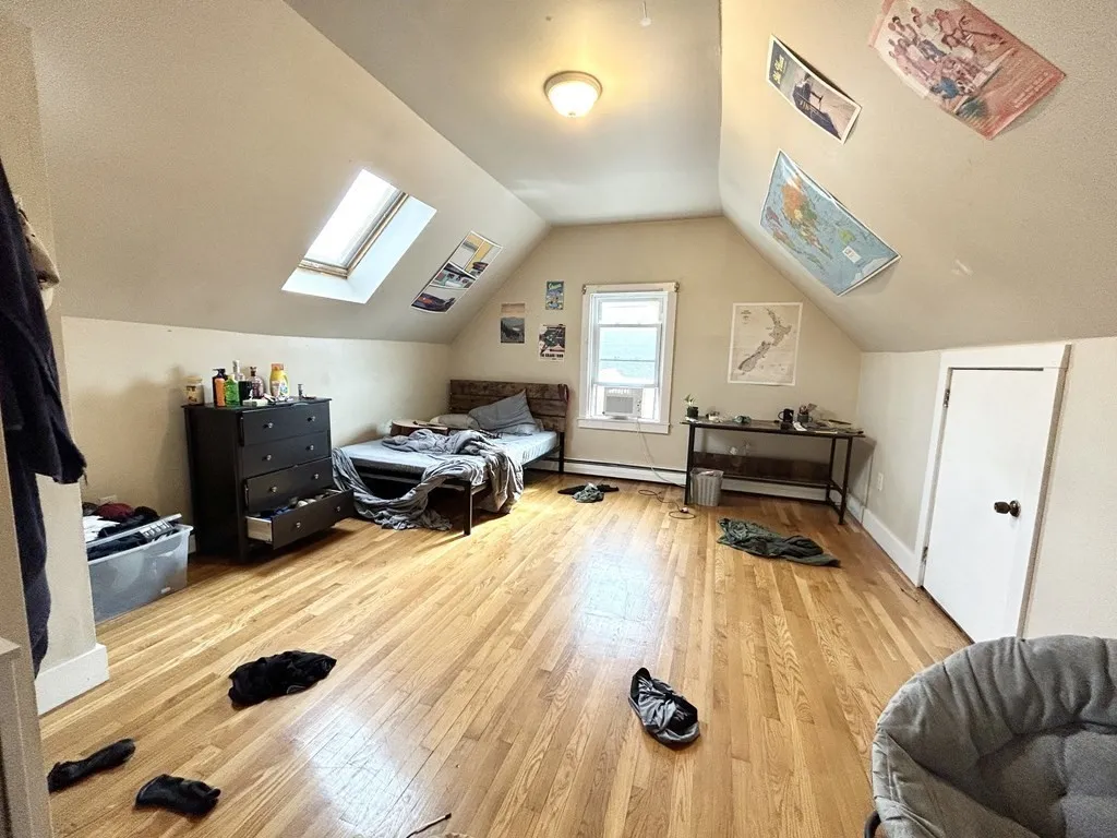 5 bed, 2 bath apartment for rent at 72 Calumet St Unit 3, Boston — photo 9 of 12