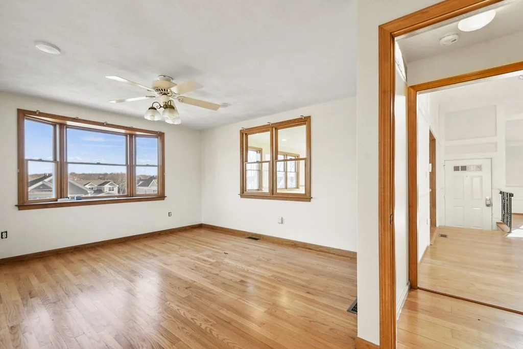 4 bed, 2 bath apartment for rent at 72 Cambridge Rd Unit 2, Woburn — photo 4 of 30