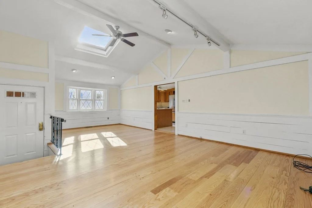4 bed, 2 bath apartment for rent at 72 Cambridge Rd Unit 2, Woburn — photo 7 of 30