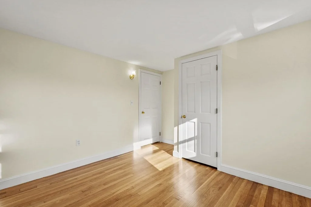 4 bed, 2 bath apartment for rent at 72 Cambridge Rd Unit 2, Woburn — photo 21 of 30
