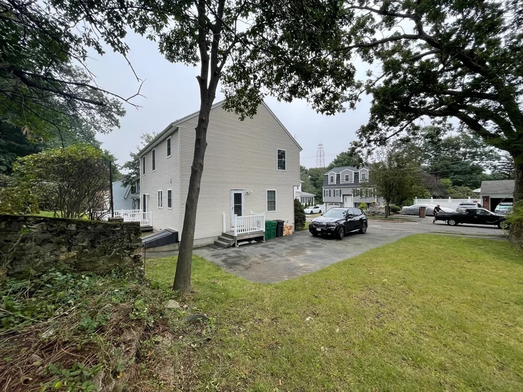 4 bed, 2 bath apartment for rent at 72 Cedar Rd N, Medford — photo 19 of 19