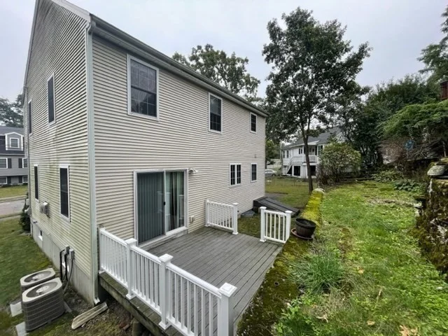 4 bed, 2 bath apartment for rent at 72 Cedar Rd N, Medford — photo 16 of 18