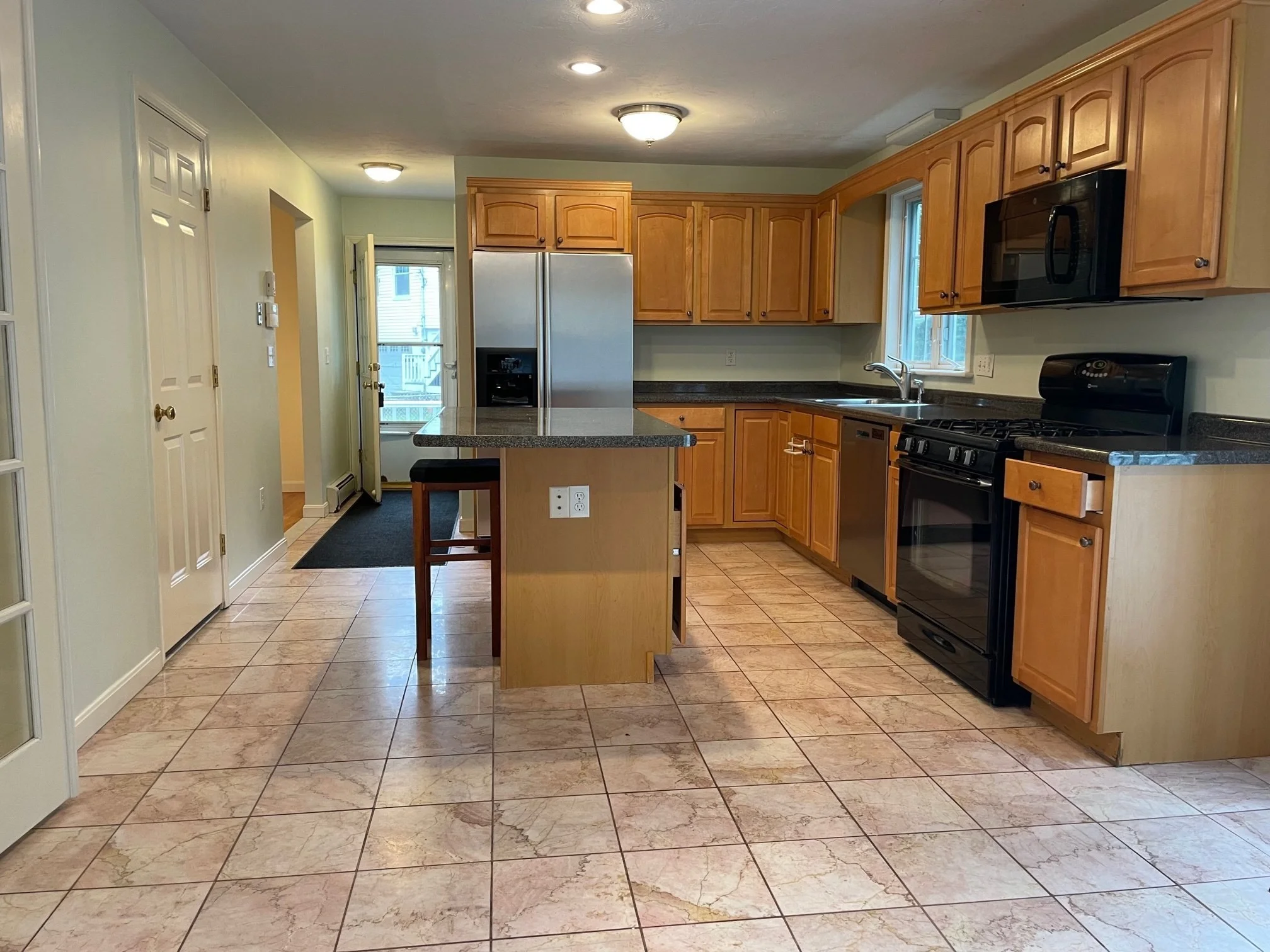 4 bed, 2 bath apartment for rent at 72 Cedar Rd N, Medford — photo 7 of 18
