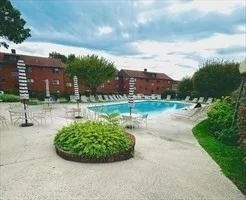 2 bed, 1 bath apartment for rent at 72 Charles River Rd Unit C, Waltham — photo 17 of 18