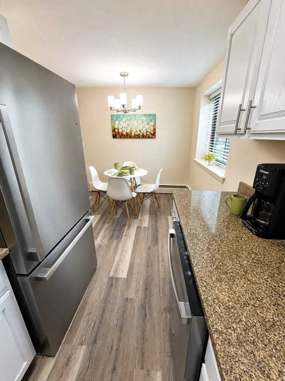 2 bed, 1 bath apartment for rent at 72 Charles River Rd Unit C, Waltham — photo 5 of 18