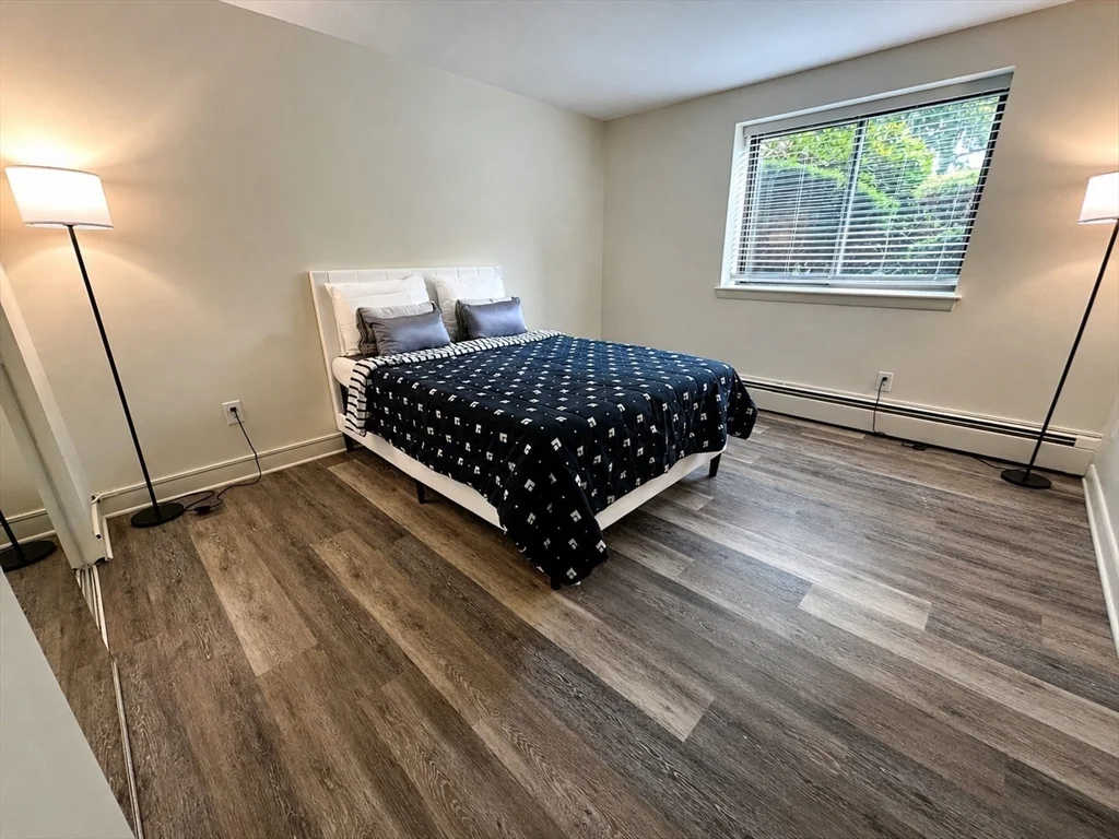 2 bed, 1 bath apartment for rent at 72 Charles River Rd Unit C, Waltham — photo 8 of 18