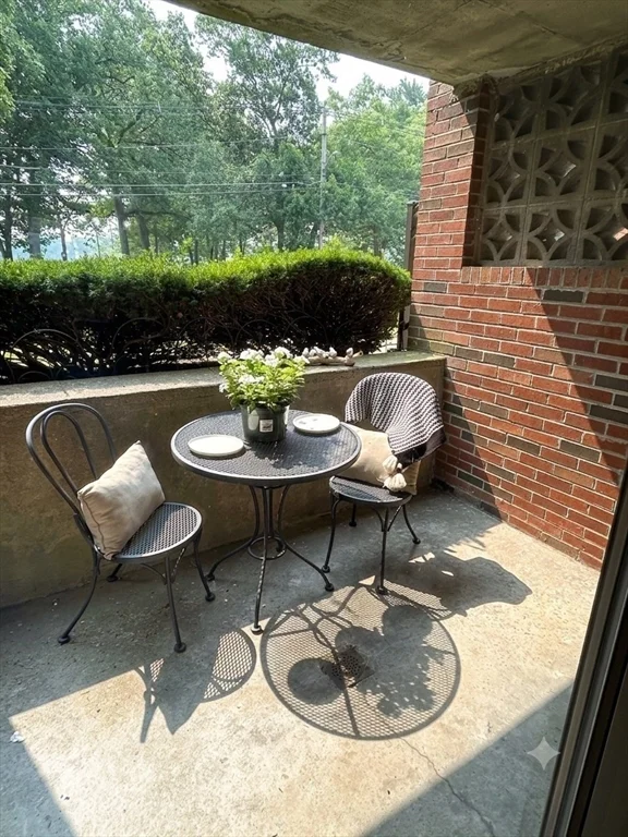 2 bed, 1 bath apartment for rent at 72 Charles River Rd Unit C, Waltham — photo 12 of 18