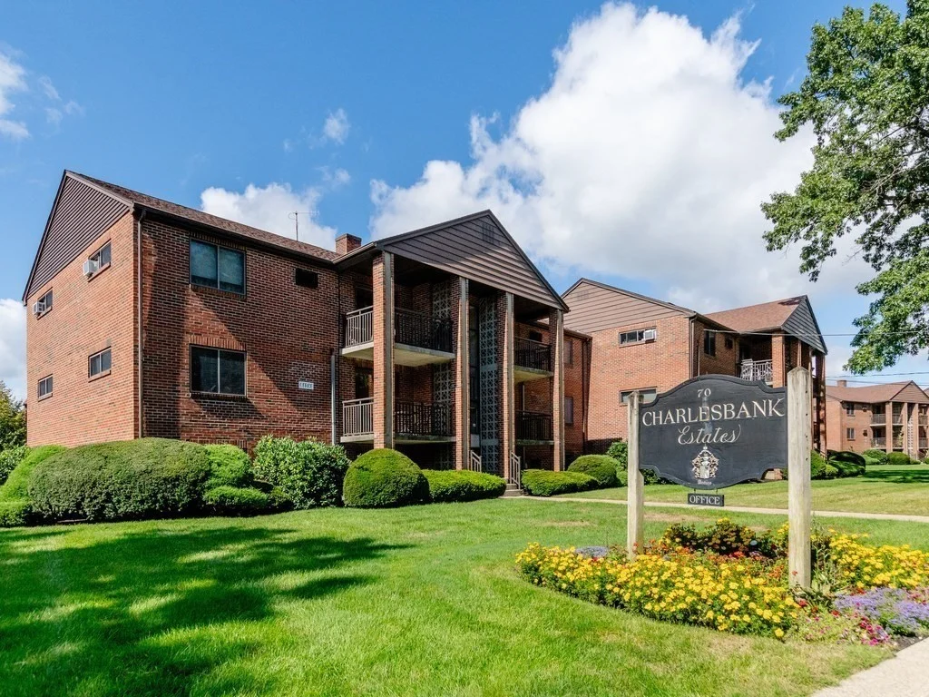 2 bed, 1 bath apartment for rent at 72 Charles River Rd Unit C, Waltham — photo 14 of 18