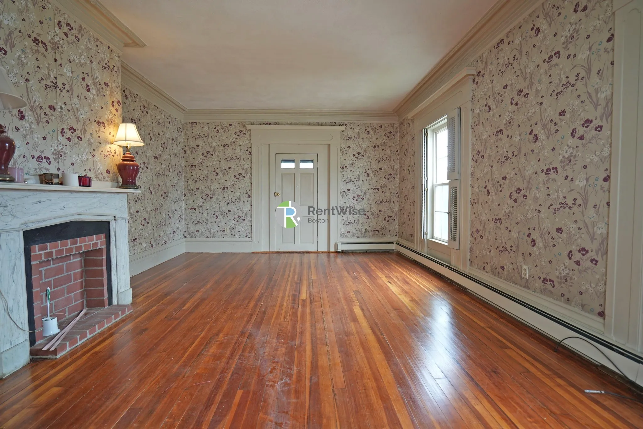 2 bed, 2 bath apartment for rent at 72 College Ave Unit 1, South Medford