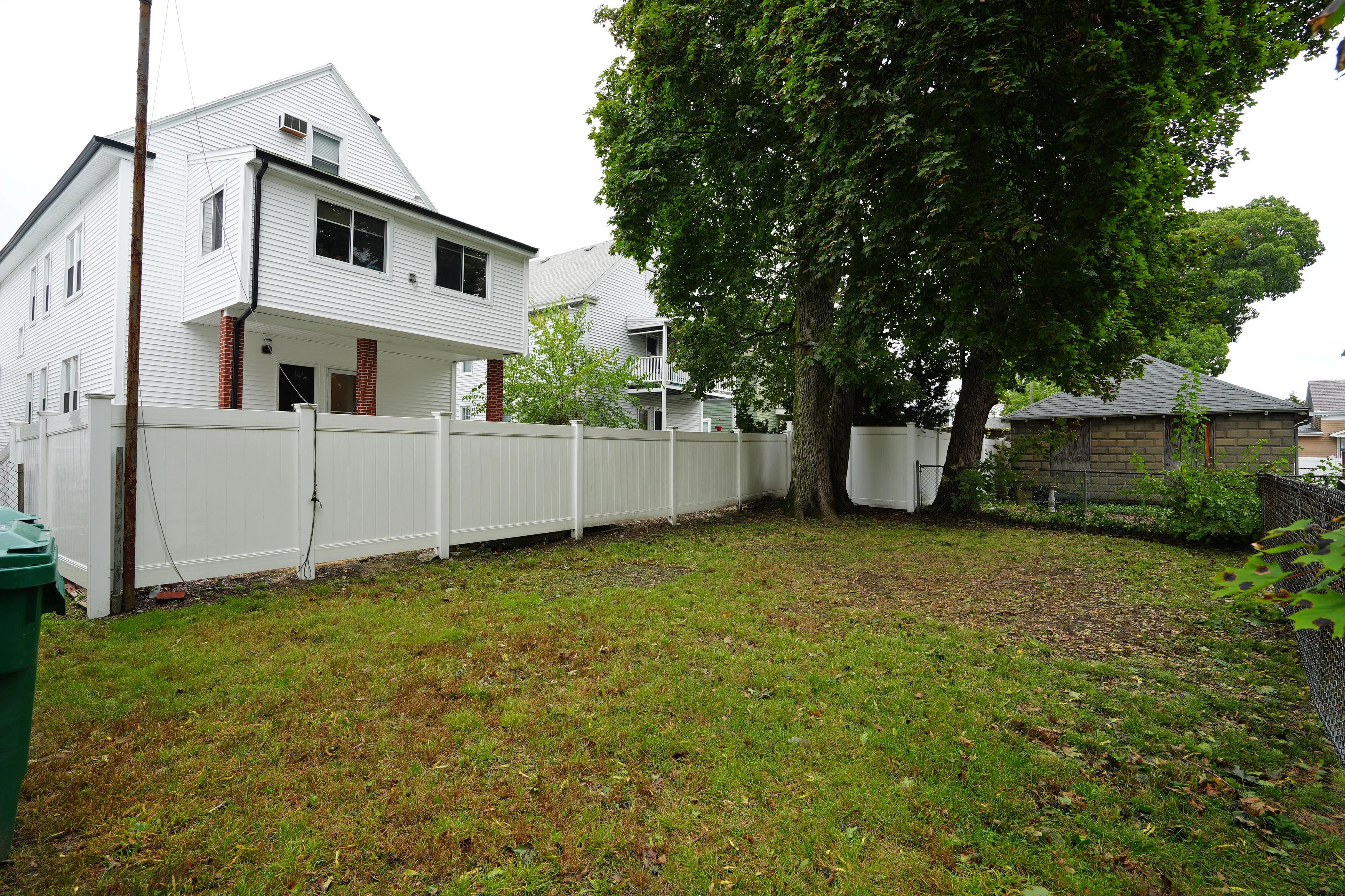 2 bed, 2 bath apartment for rent at 72 College Ave Unit 2, South Medford — photo 25 of 26