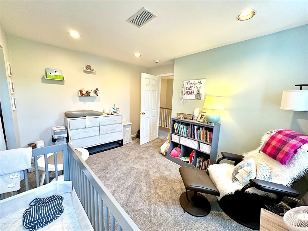 3 bed, 3 bath apartment for rent at 72 Cottage St Unit N/A, East Boston — photo 16 of 26